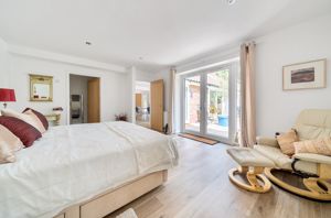 Photo 9- click for photo gallery